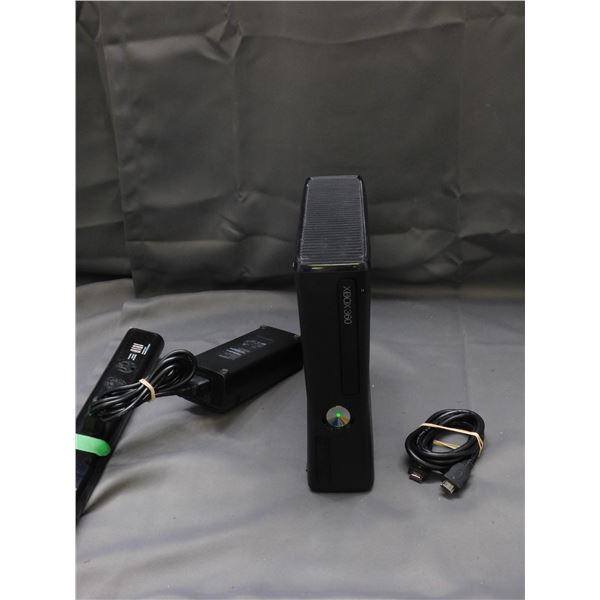 Xbox 360 S Console, Power & HDMI cables