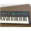 Image 3 : Yamaha Portatone PSR-5 Electric Keyboard 49 Keys