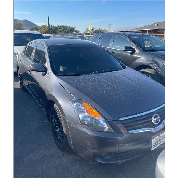 2008 Nissan Altima - CLEAN/159,890 Mi