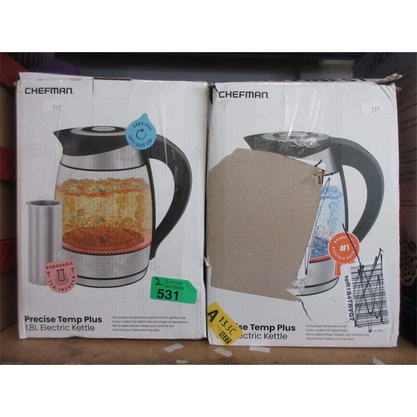 2 Chefman 1.8 L Electric Kettles