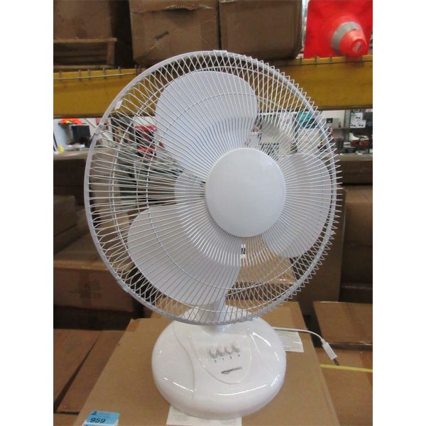 New White 16  Oscillating Table Fan - 3 Speeds