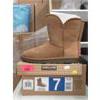 Image 1 : Women's Sherpa Lined Boots - Size 7