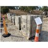 Image 1 : 8" STANDARD & SOLID CONCRETE BLOCKS