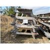 Image 1 : (3) 8' PICNIC TABLES
