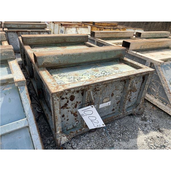 BISHOP LIFTING SKIP PAN