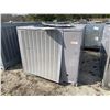 Image 1 : CARRIER 50TC AIR CONDITIONING UNIT
