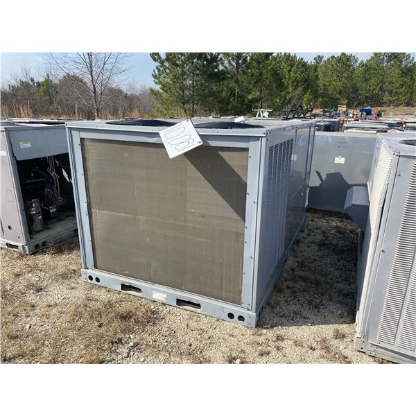 DAIKIN DCH102 AIR CONDITIONING SYSTEM