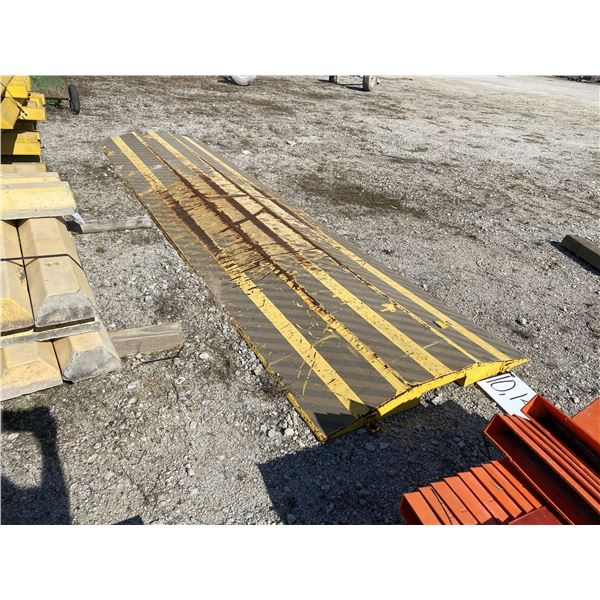 16' SPEED BUMP WIRE PROTECTOR