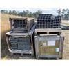 Image 1 : MAXTAK TRACK & WALL STUDS