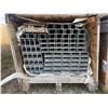 Image 2 : MAXTAK TRACK & WALL STUDS