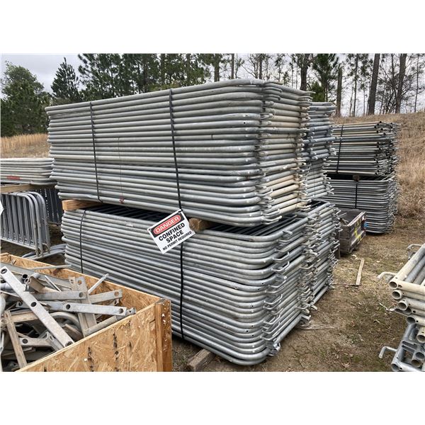 (200) BARRICADE FENCE PANELS