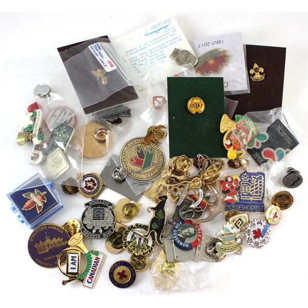 Lot of 50x Assorted Pins. 50pcs.