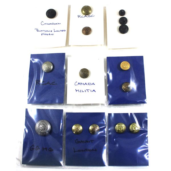 24x Canada Assorted Military Buttons. Includes: RCAC, The Royal Grenadiers, VRI, & More!! 24pcs.