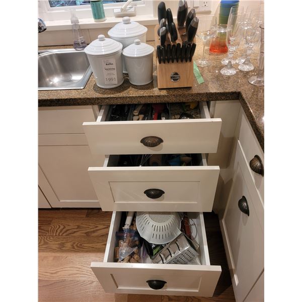 Canisters, Gadgets, Knives B