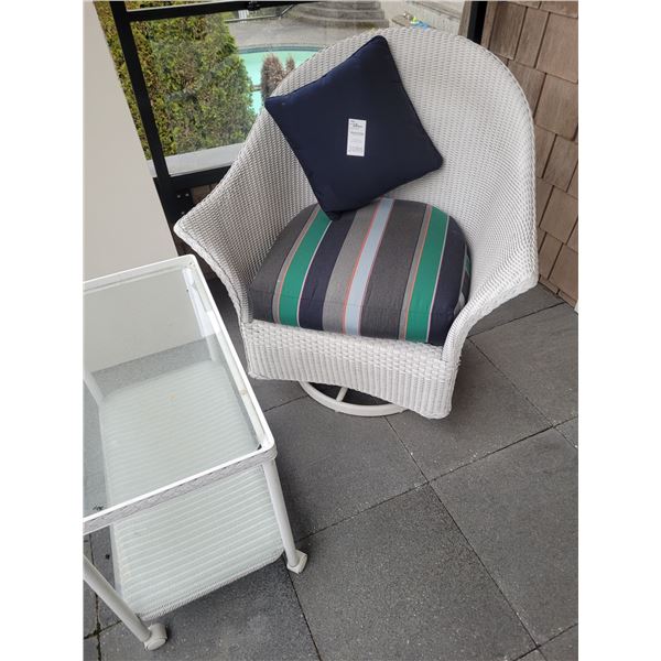 Wicker Type Chair & Table C