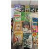 Image 2 : Vintage Pocket Books ; Charlie Brown, Archie, Star Wars, Denis The Menace, 