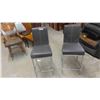 Image 1 : 2 Modern Highboy Chairs - good condition