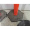 Image 2 : 4 Stand Alone Caution Markers 47" 