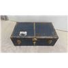 Image 8 : Vintage Trunk with Leather Handles 12" x 21" x 36" 