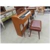 Image 3 : Orcana Electric Organ with Stool - smaller Size