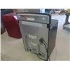 Image 10 : Kitchen Aid Conventional Stove - Stainless 