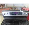 Image 2 : Kitchen Aid Conventional Stove - Stainless 