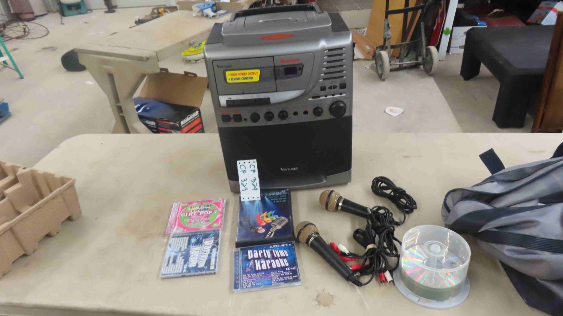 Chaîne karaoké vintage Intersound Sing A Song avec enceinte – double cassette - Photo, audio & vidéo Chaîne karaoké vintage Intersound Sing A Song avec enceinte – double cassette - Photo, audio & vidéo