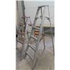 Image 1 : 2 Aluminum Step Ladders - Biggest is 6'