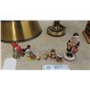 Image 8 : Brass Lamp Nativity Set