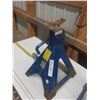 Image 2 : 2 Stabilizing Jack stands - Westward 5 Ton