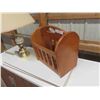 Image 3 : Magazine Rack + Table Lamp