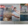Image 5 : 18 Life + Look Magazines 1961-65