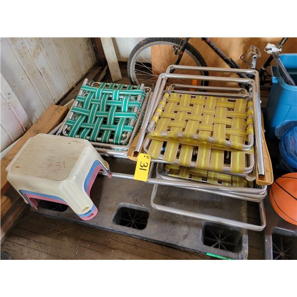 Qty of folding lawn chairs & 3- plastic stools
