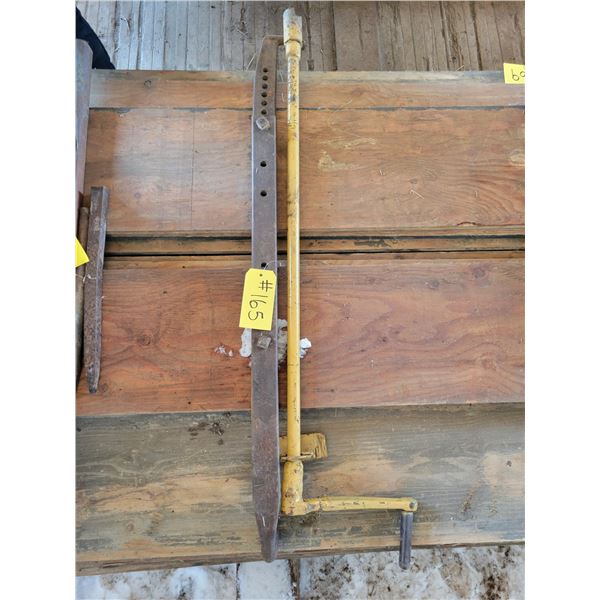 Yellow crank & adjustable steel piece