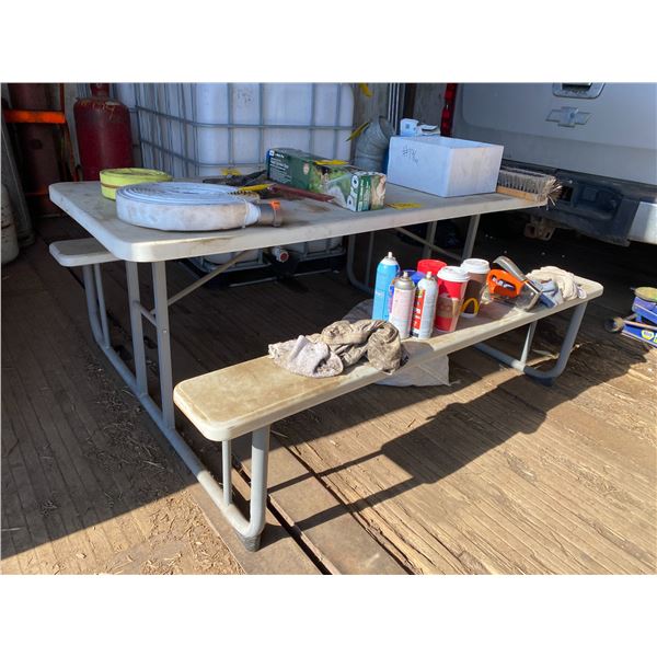 Plastic picnic table