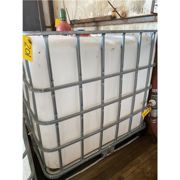 (Lots 200 & 201 are a Group Lot) Water tank, approx. 125-gal c/w basket (clean)