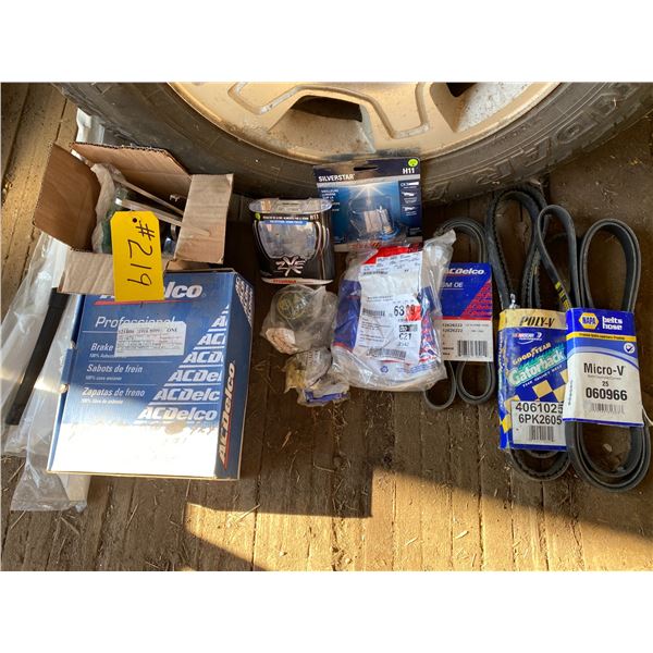 (Lots 218 to 219 are a Group Lot) Various new chev truck parts