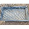 Image 1 : Plastic oil drain, rectangular container