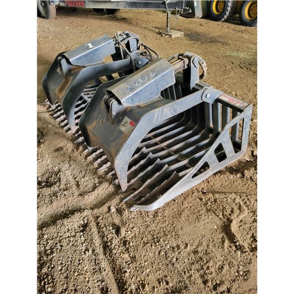 (Lots 239 to 243C are a Group Lot) 72" Stout Rock bucket grapple