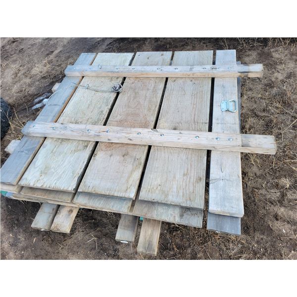 (Lots 244 & 244A are a Group Lot) Wood trailer sides