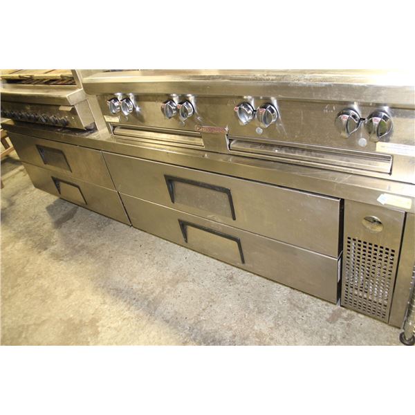 TRUE REFRIGERATED 4 DRAWER CHEFS BASE ON CASTERS
