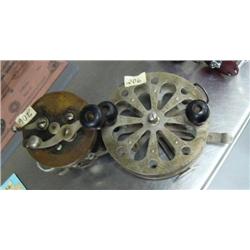 2 antique reels: Four Brothers Sumco #23 of 57; fly reel Pflueger Taxie (3)
