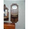 Image 3 : Lot of wood shelves and suitcase (99)