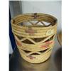 Image 1 : 6" Hooper Bay grass basket (3)