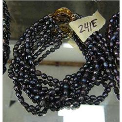 CHOICE on 6 multi-strand genuine pearl bracelets