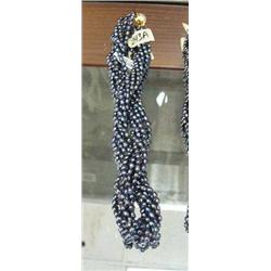 CHOICE on 6 multi-strand genuine pearl necklaces