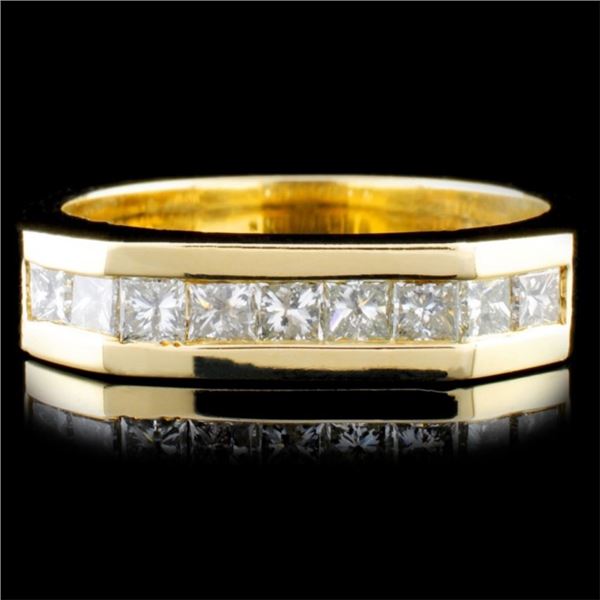 0.94ctw Diamond Ring in 14K Gold