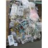 Image 1 : Tray of Fashion Jewelry