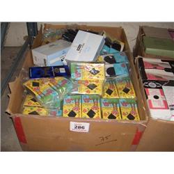 BOX OF CHILDRENS TIGHTS, VARIOUS SIZES AND COLOURS