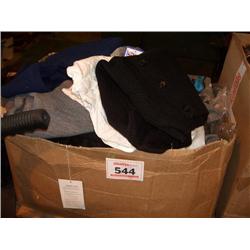 BOX OF MISC CHILDRENS GARMENTS TO INCLUDE KNITWEAR ETC VARIOUS SIZES & COLOURS